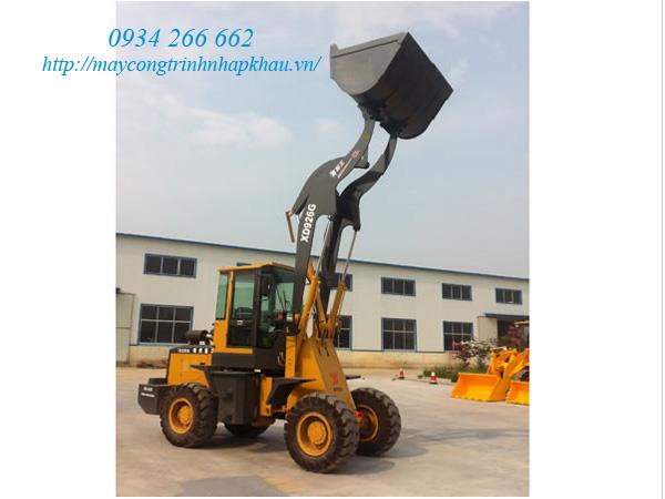 Máy xúc lật đổ cao 4.5m gầu 1.5 khối model XD926G